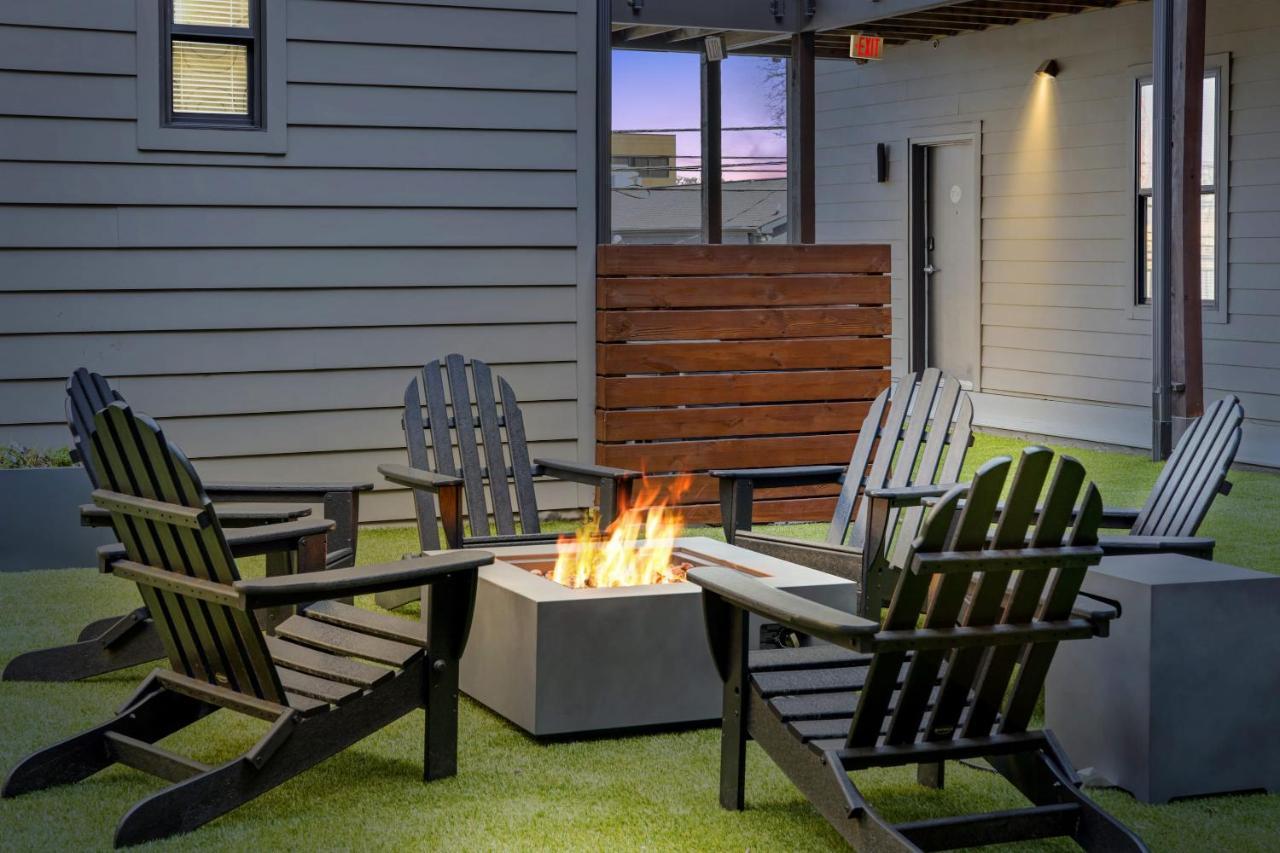 Cozysuites Musicrow Astonishing Studio With Free Parking 37 Нашвил Екстериор снимка